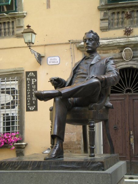 Statue of Giacomo Puccini, famous composer born in Lucca